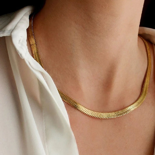 Sabiha Chain Snake Necklace