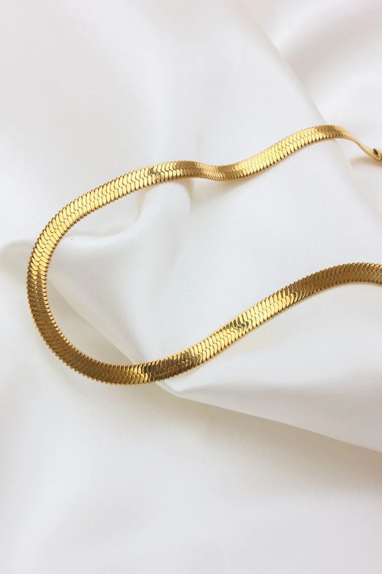 Sabiha Chain Snake Necklace